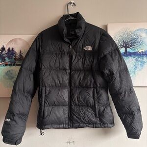 The North Face 550 Puffer Jacket - Medium